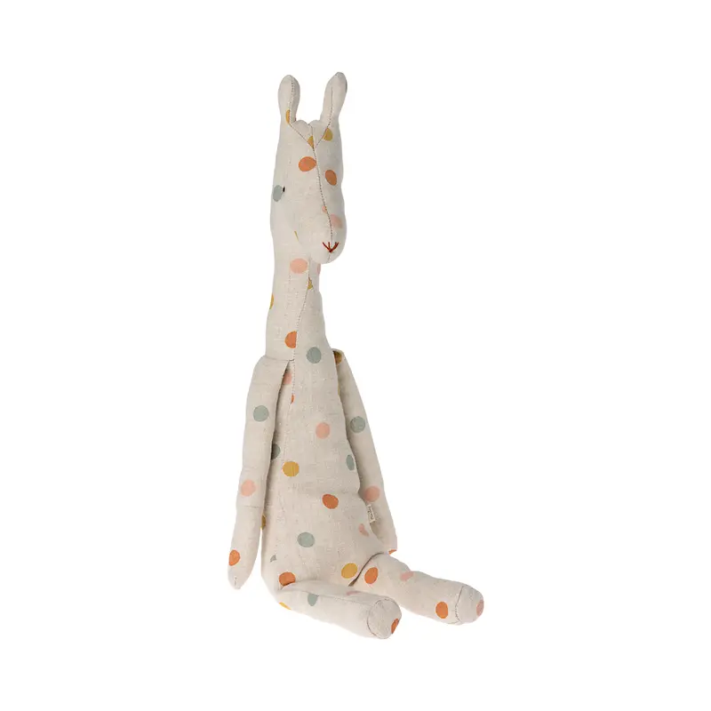 Giraffe, Medium