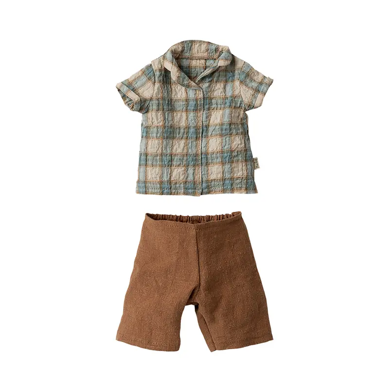 Shirt and shorts, Size 3