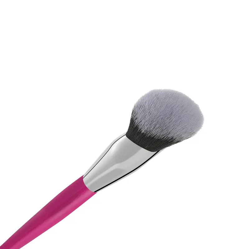 The Silk Touch Foundation Brush R100