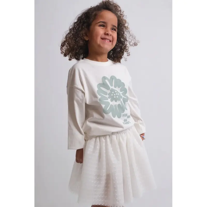 "Play among The Flowers" Long-Sleeved T-Shirt