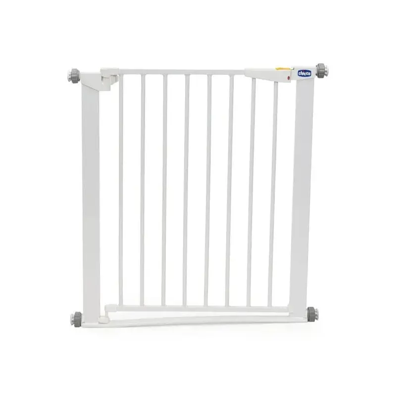 Chicco Safety Gate - White