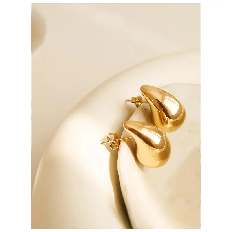 18K Large Droplet Earring - Gold