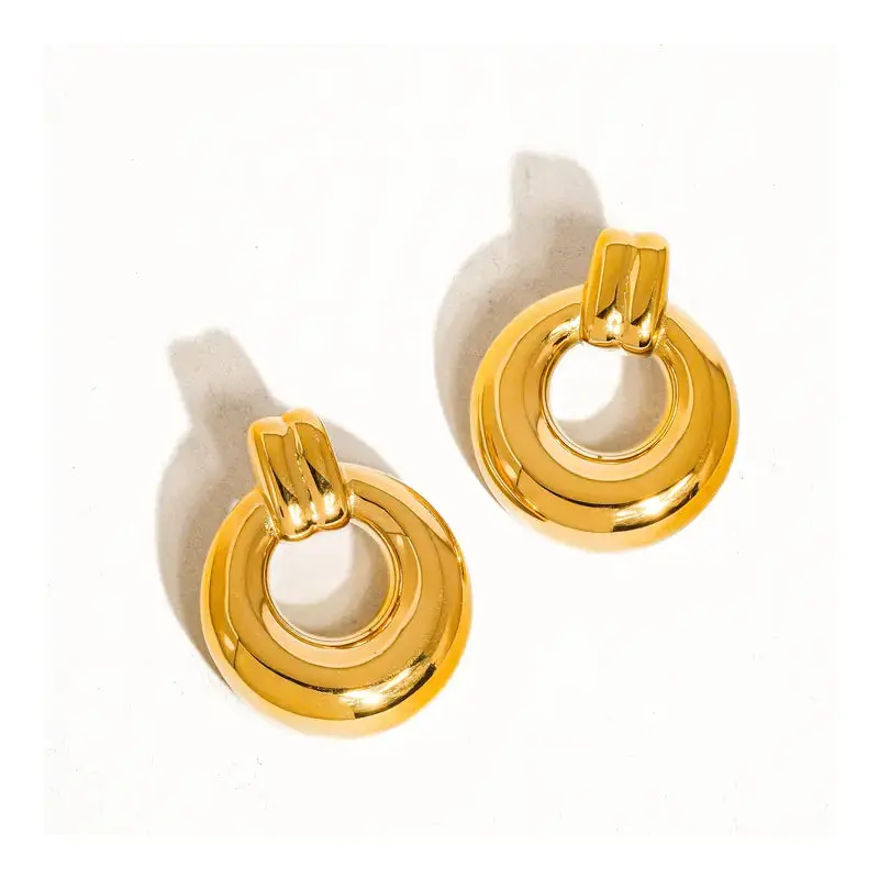 Viktor 18K Gold Non-Tarnish Classic Hoop Earring