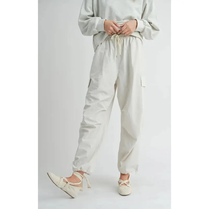 Vita Elastic Cargo Pants - Ivory