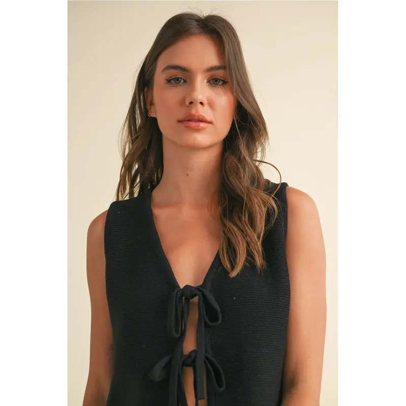 Tie Front Knitted Vest - Black