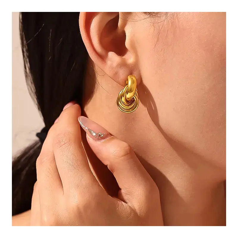 Rosavine 18K Gold Non-Tarnish Knot Hoop Earrings - Yellow Gold